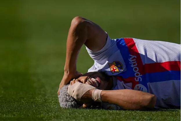 开云登录-哈维发明失败还惹毛三边锋，1比0巴萨变0比0巴萨